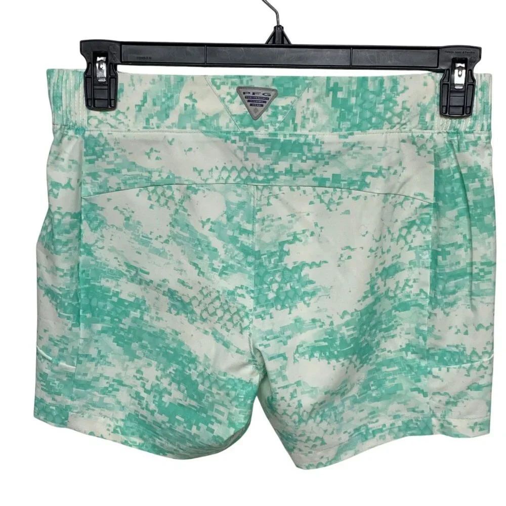 Columbia Womens UPF 50 Mint Green Digital Print ShortsZipper Pockets Size SM NWT
